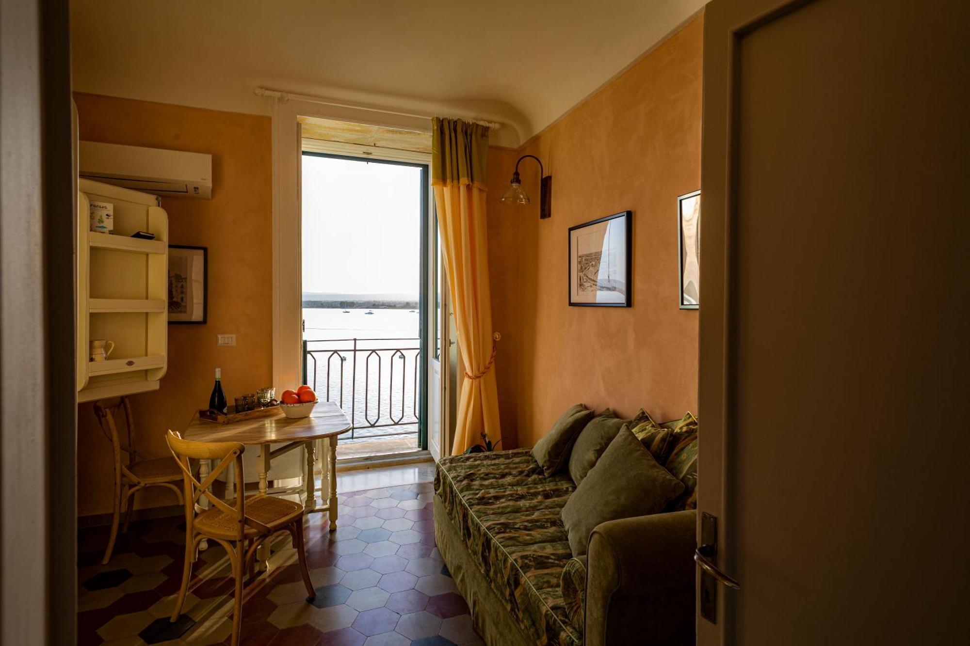 Dimora Di Ulisse Sea View Holiday Apartment Syracuse Eksteriør bilde